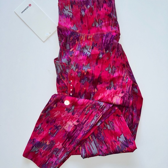 lululemon athletica Women's Vibrant Pink Patterned Leggings - Picture 1 of 6